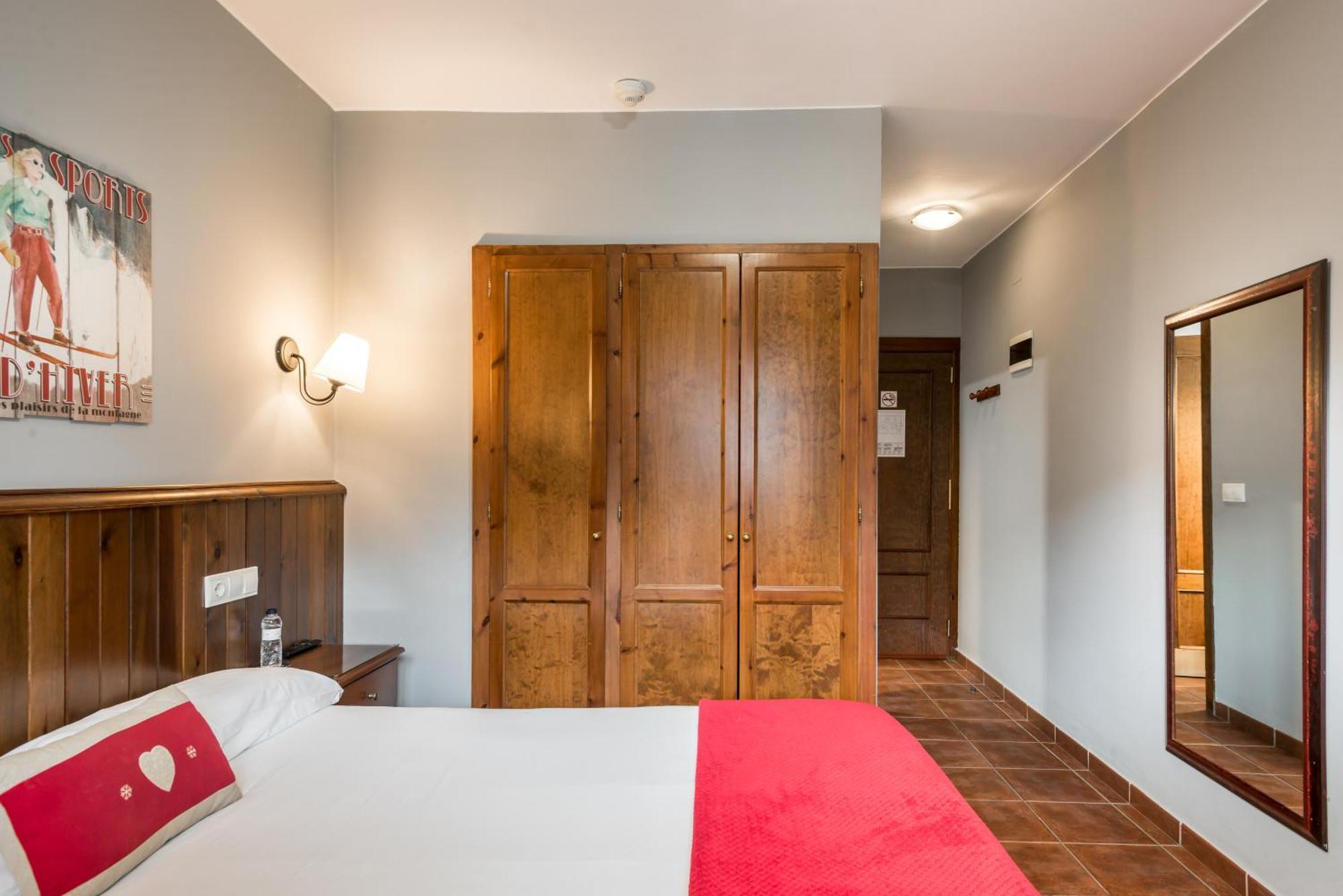 Hotel Snoe Beret Vielha Dış mekan fotoğraf