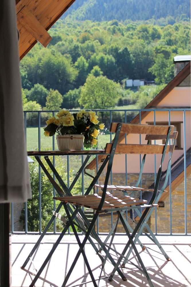 Hotel Snoe Beret Vielha Dış mekan fotoğraf